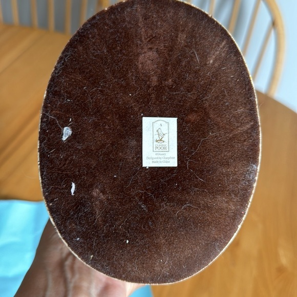 Vintage Winnie the Pooh Christmas Statue - Picture 7 of 7